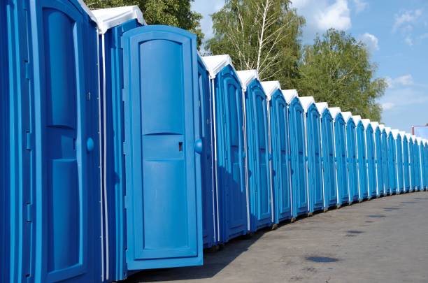 Best Luxury portable toilet rental  in Belle Plaine, IA